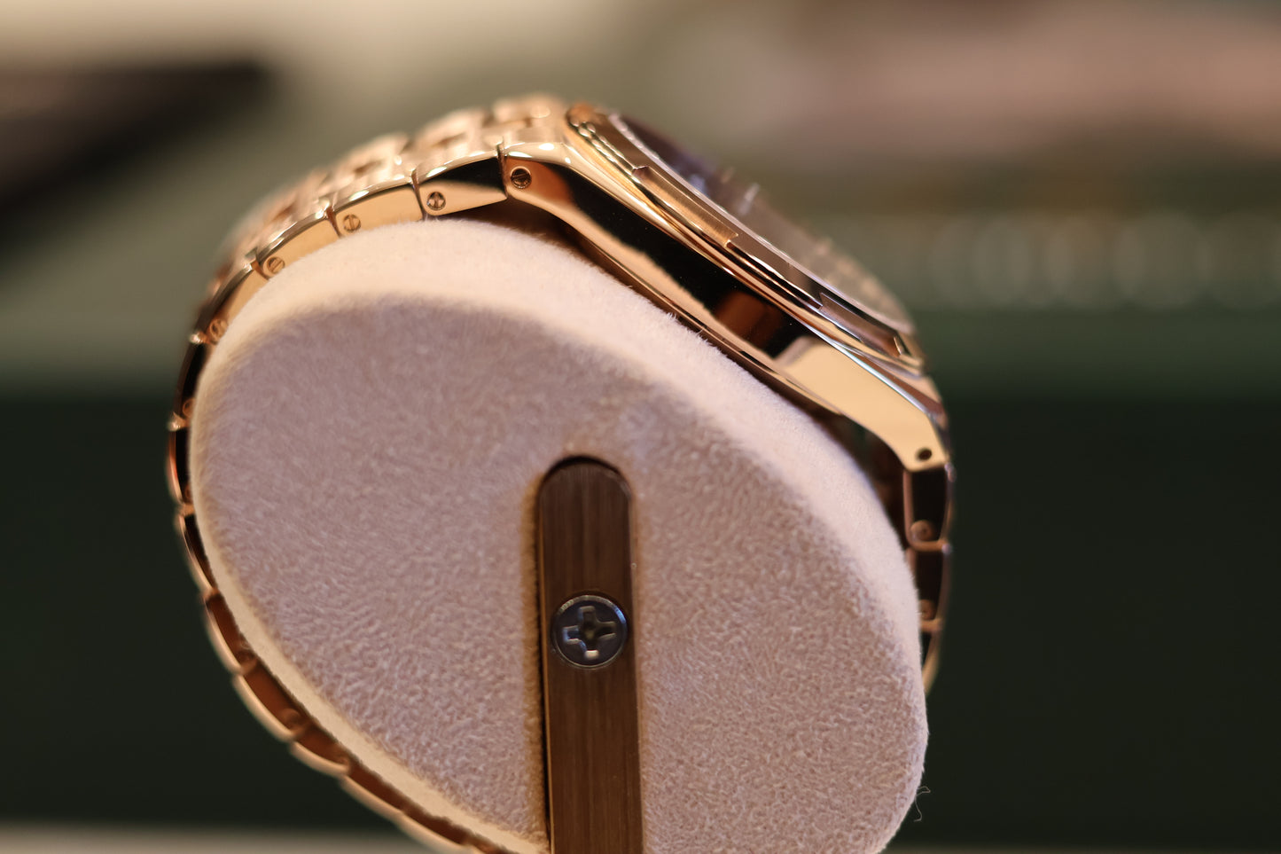 Vacheron Constantin Overseas 4520V/ 210R Rose Gold Blue Dial