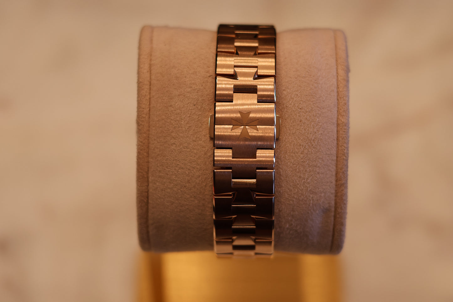 Vacheron Constantin Overseas 4520V/ 210R Rose Gold Blue Dial