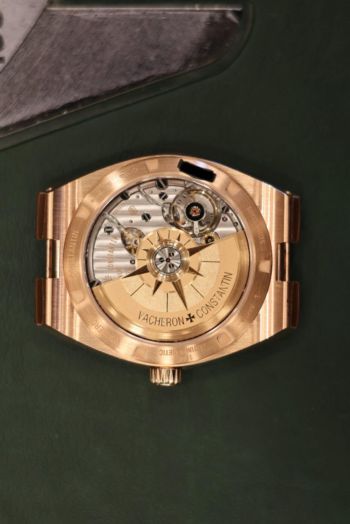 Vacheron Constantin Overseas 4520V/ 210R Rose Gold Blue Dial