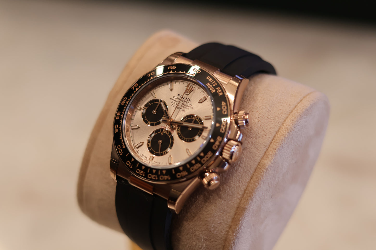 Rolex Daytona Oysterflex Rose Gold Sundust dial 126515LN - Unworn
