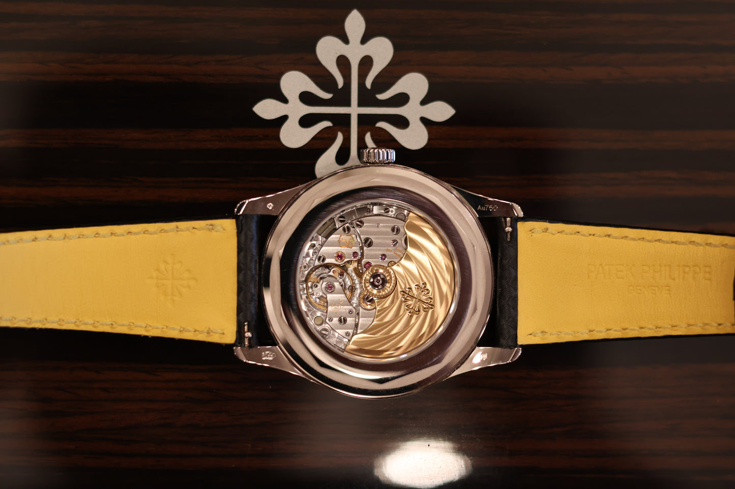 Patek Philippe Calatrava 6007G - Unworn