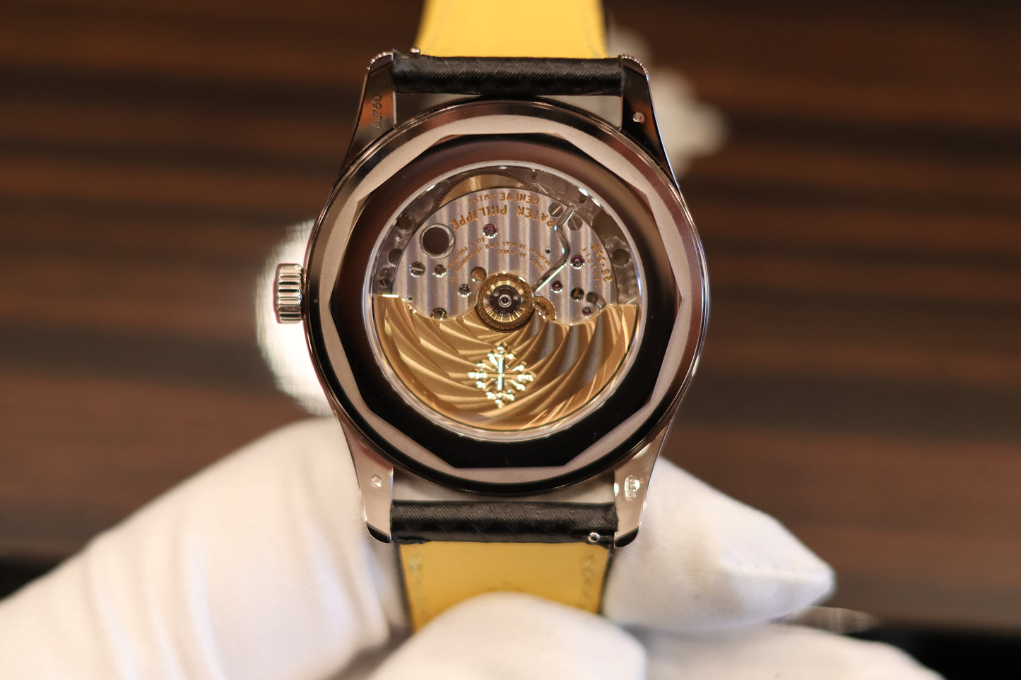 Patek Philippe Calatrava 6007G - Unworn