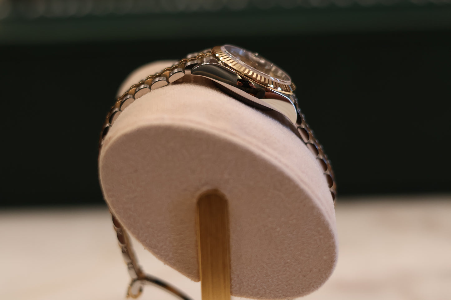 Rolex Ladies Datejust 28 Champagne Dial Jubilee bracelet - Unworn