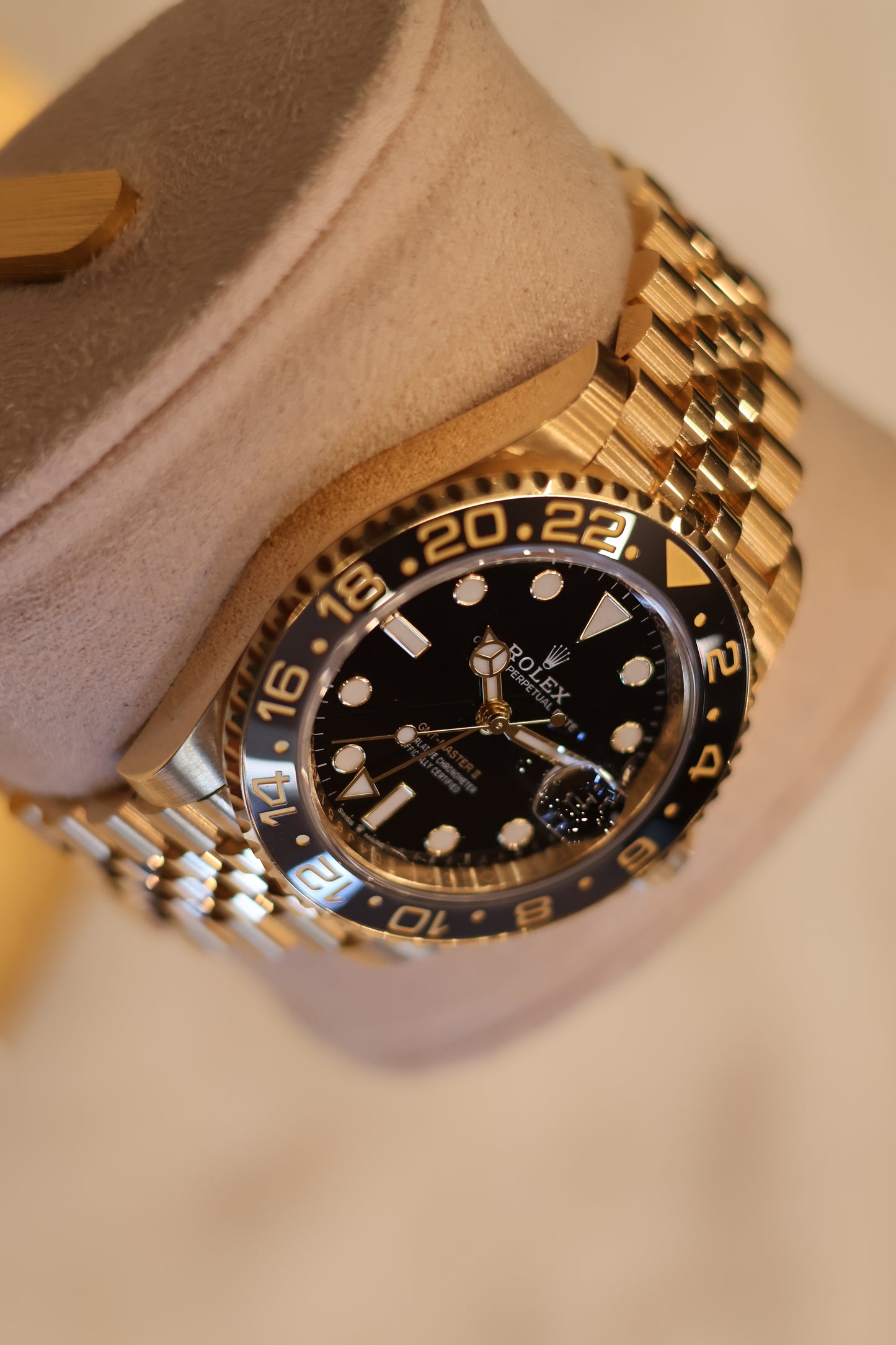 Rolex GMT Master II Yellow Gold Jubilee 126718GRNR