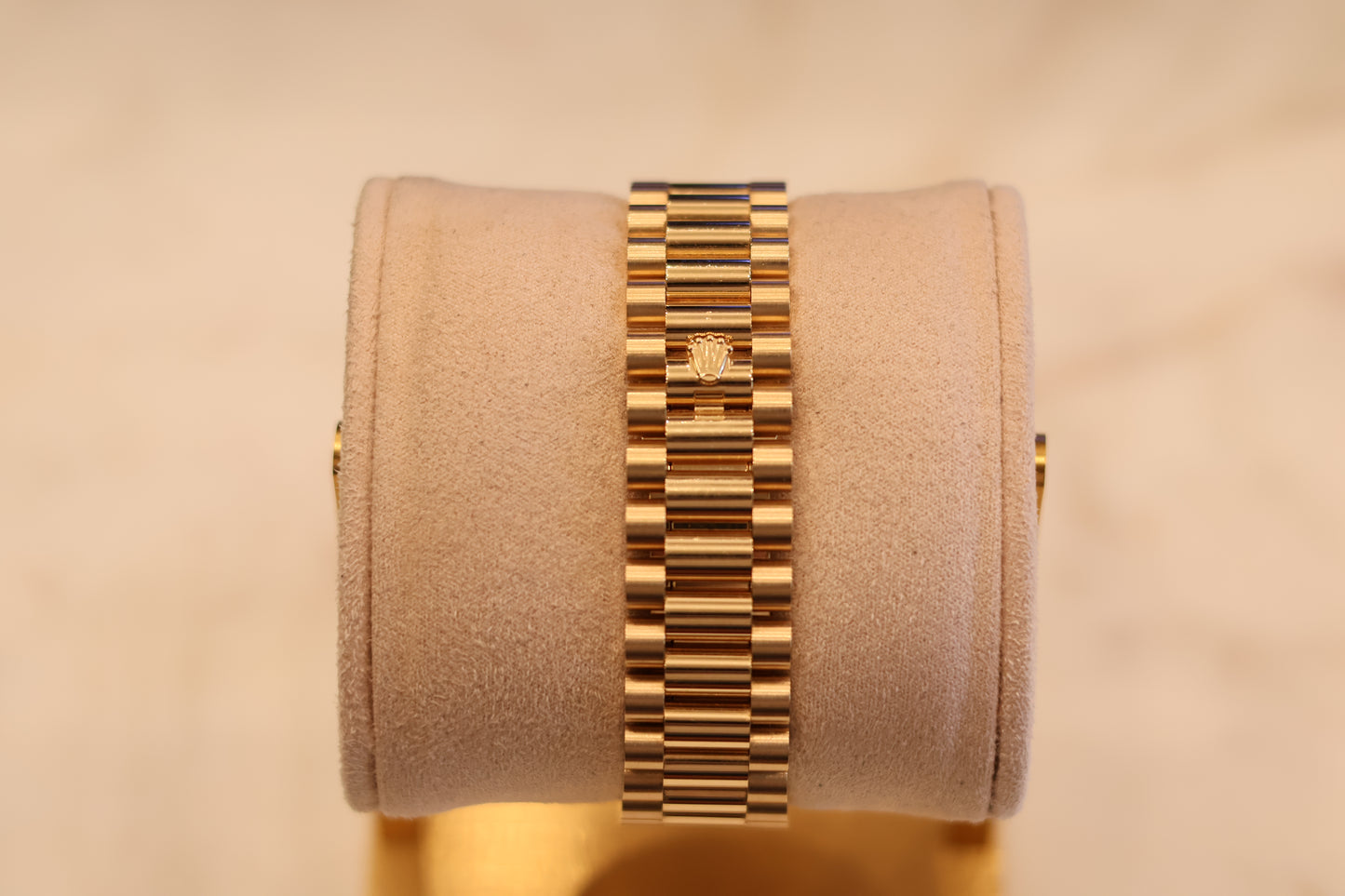 Rolex Day-Date 40 Yellow Gold Champagne Roman Dial 228238
