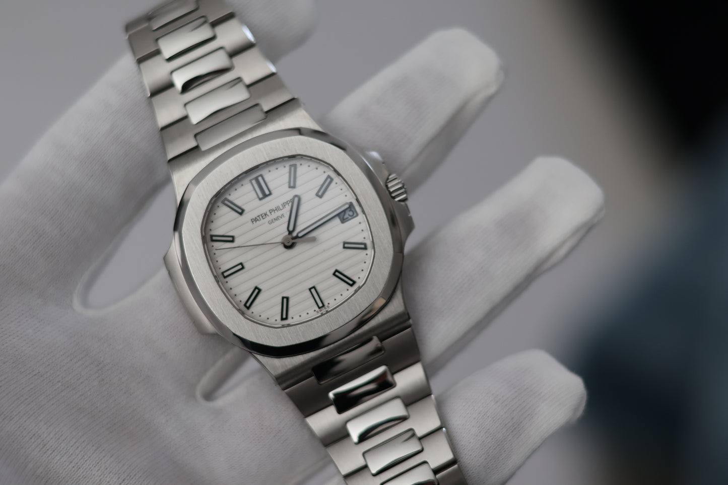 Patek Philippe Nautilus 5711-1A Piano White Dial