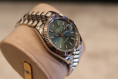 Rolex Datejust 41 Mint Green Jubilee bracelet fluted bezel 126334