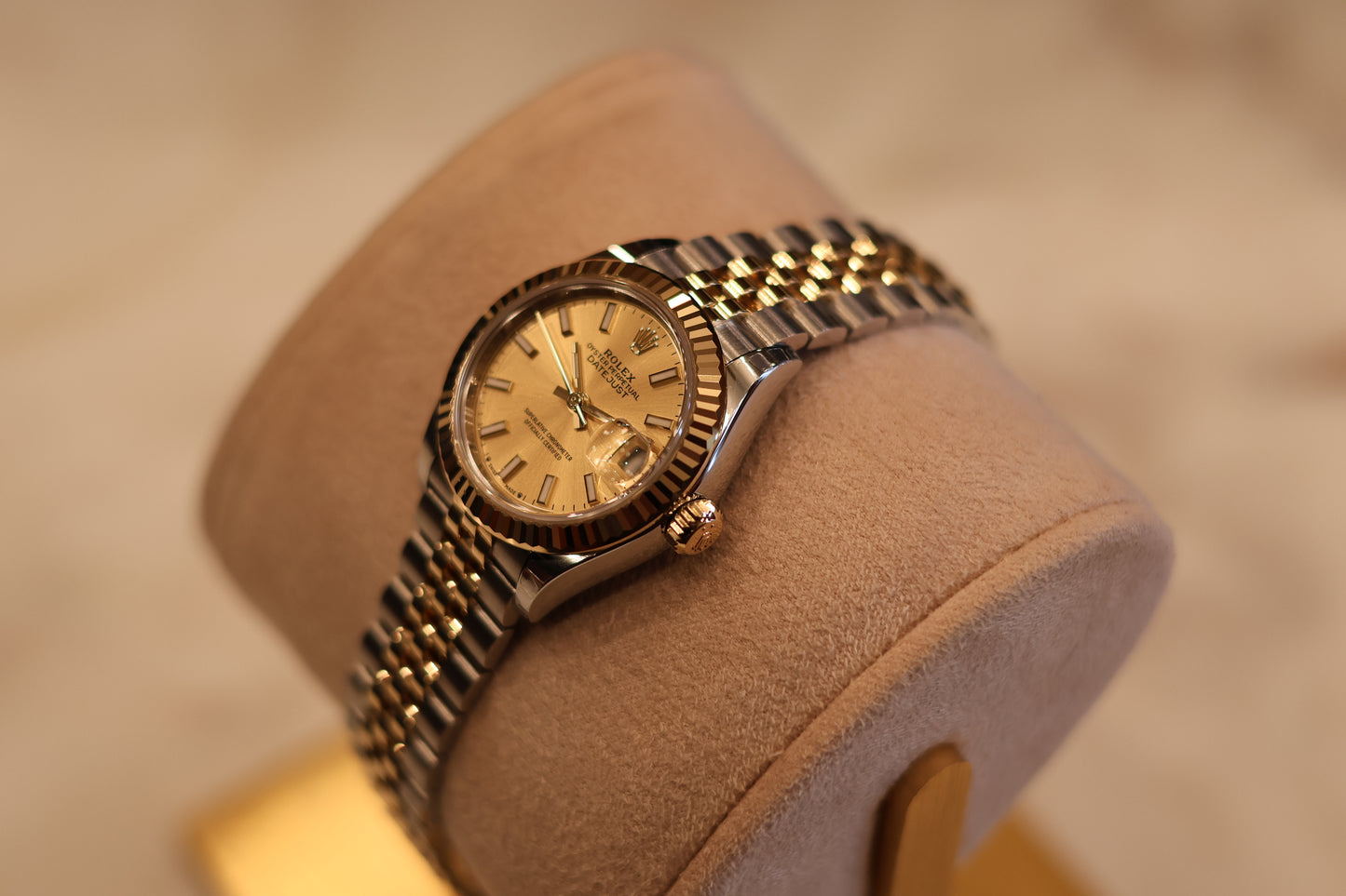 Rolex Ladies Datejust 28 Champagne Dial Jubilee bracelet - Unworn