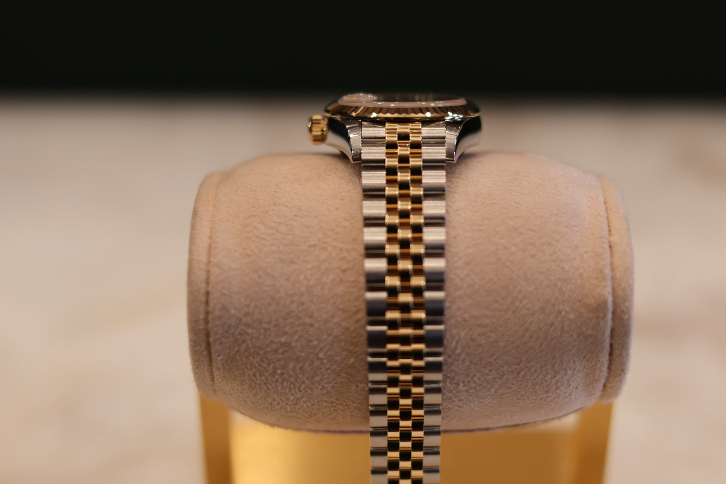 Rolex Ladies Datejust 28 Champagne Dial Jubilee bracelet - Unworn