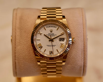 Rolex Day-Date 40 Yellow Gold White Dial 228238 Presidential