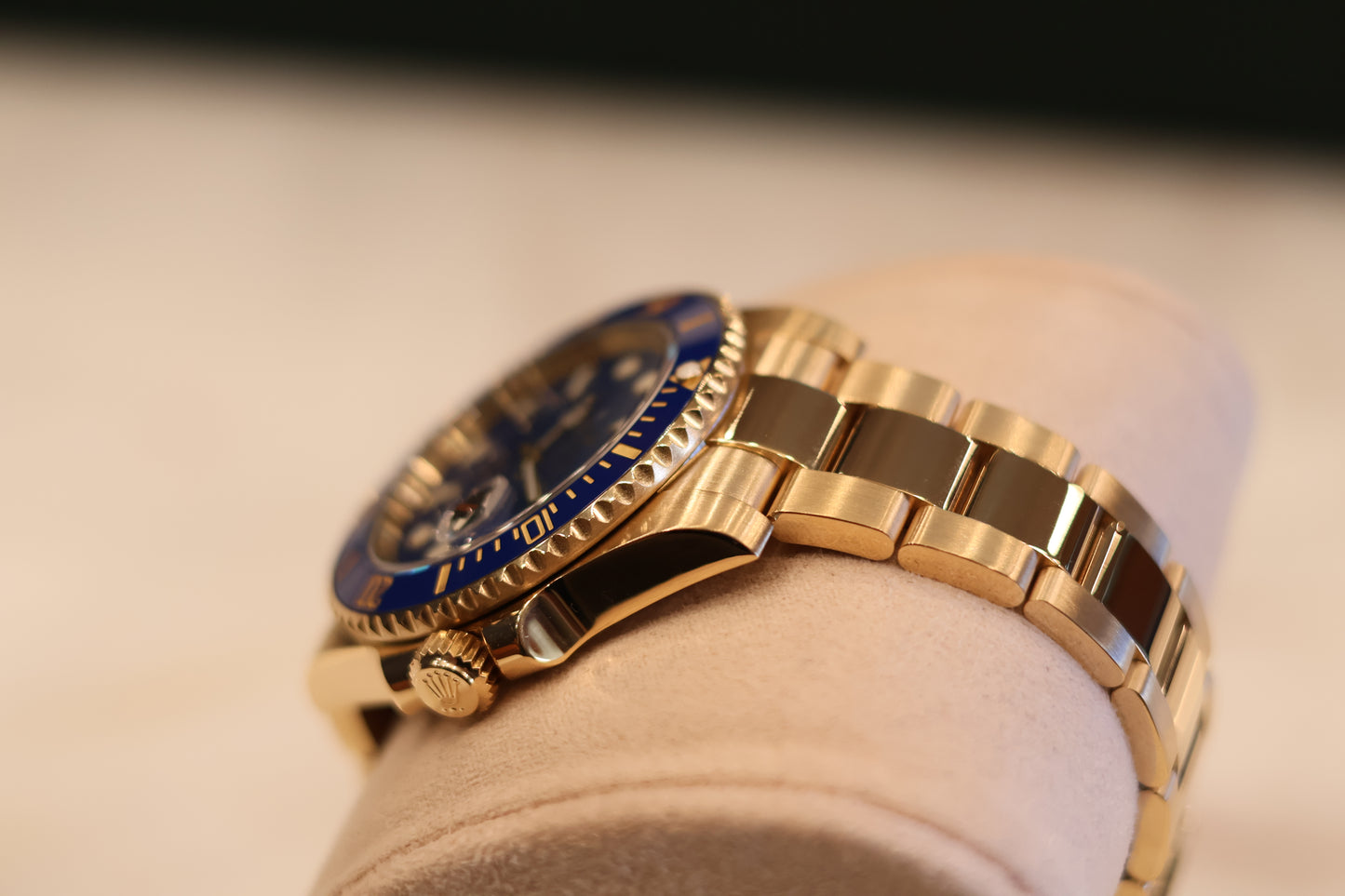 Rolex Submariner Date 40 Flat Blue dial Yellow Gold 116618LB