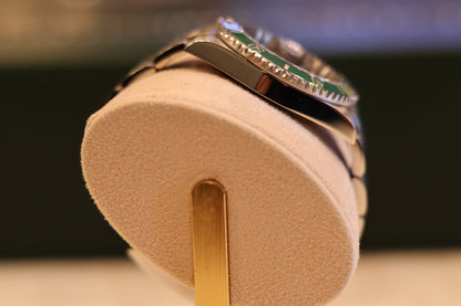 Rolex Submariner Date 40 Hulk 116610LV 2019