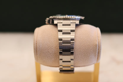 Rolex Submariner Date 40 Hulk 116610LV 2019