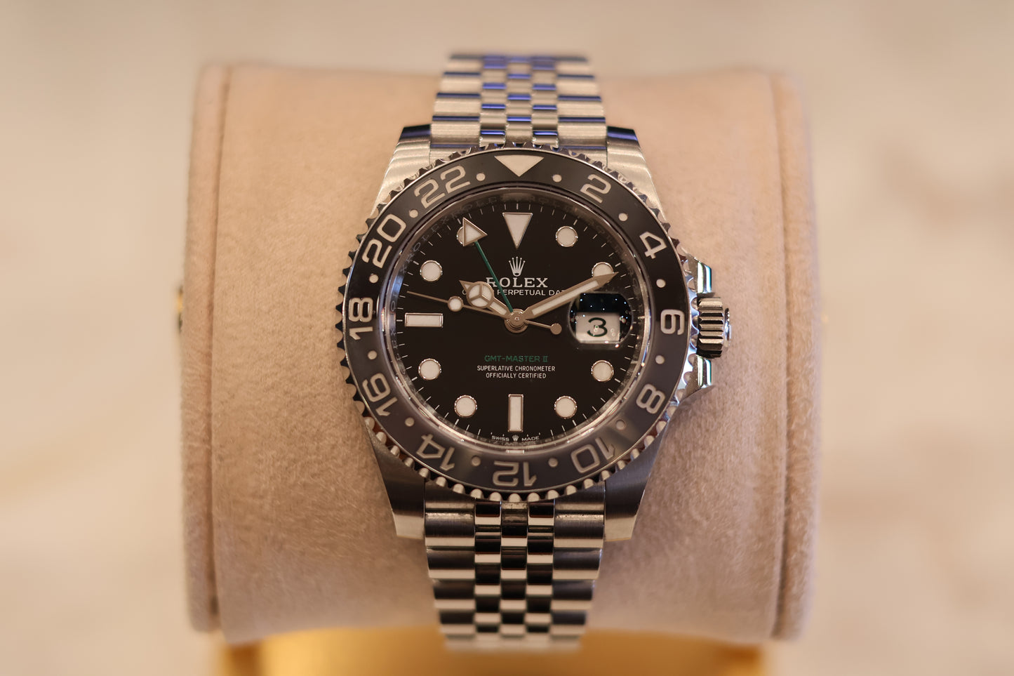 Rolex GMT Master II "Bruce Wayne" Jubilee 126710GRNR
