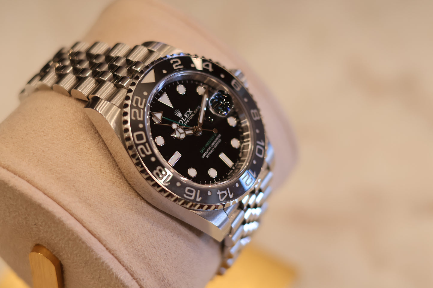 Rolex GMT Master II "Bruce Wayne" Jubilee 126710GRNR