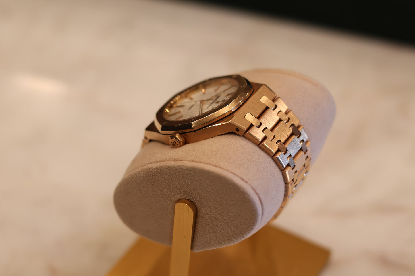 Audemars Piguet Royal Oak 15400OR Rose Gold White Dial