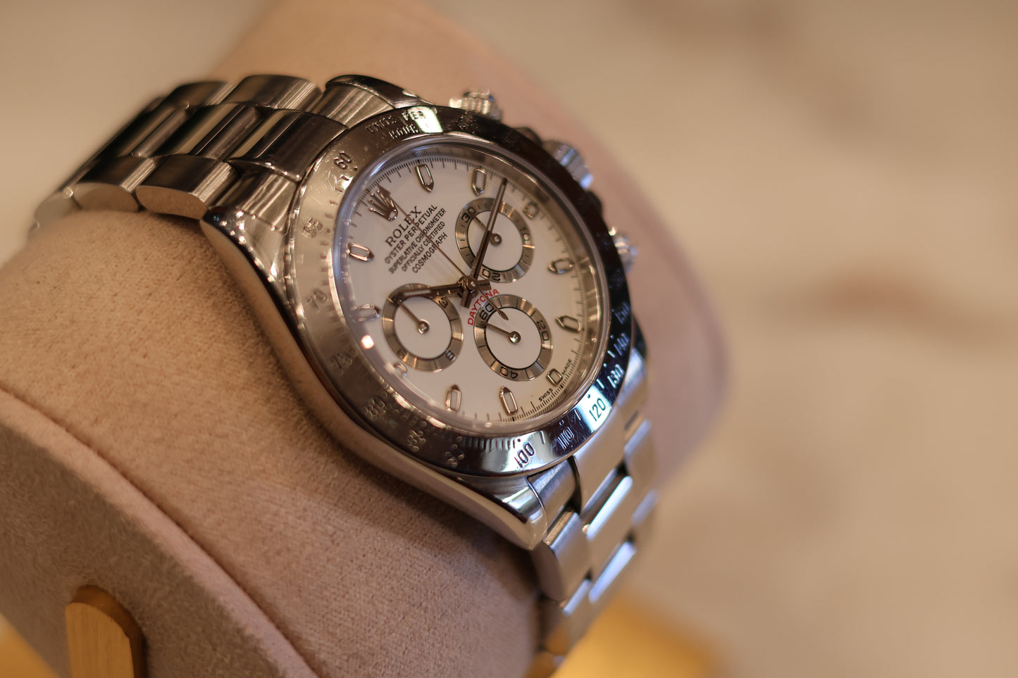Rolex Daytona Steel bezel White Dial 116520