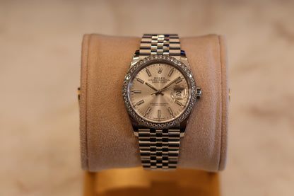 Ladies Rolex Datejust 36 Silver Dial Factory Diamond Bezel 126284RBR