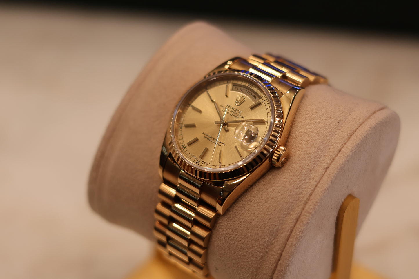 Rolex Day Date 36 Champagne Dial 18238 Watch & Box