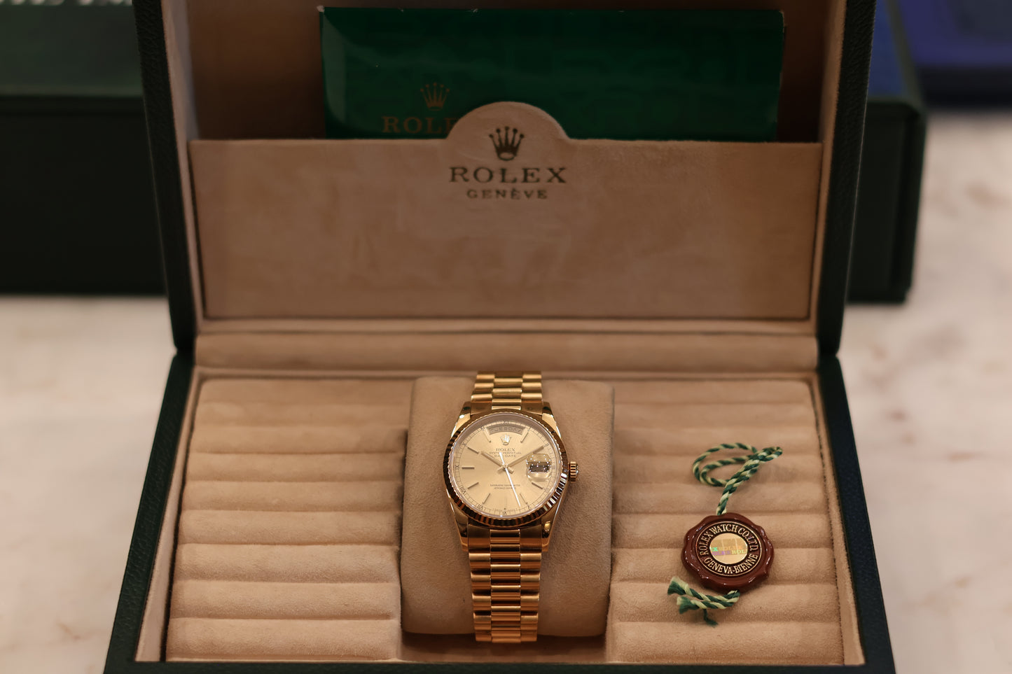 Rolex Day Date 36 Champagne Dial 18238 Watch & Box