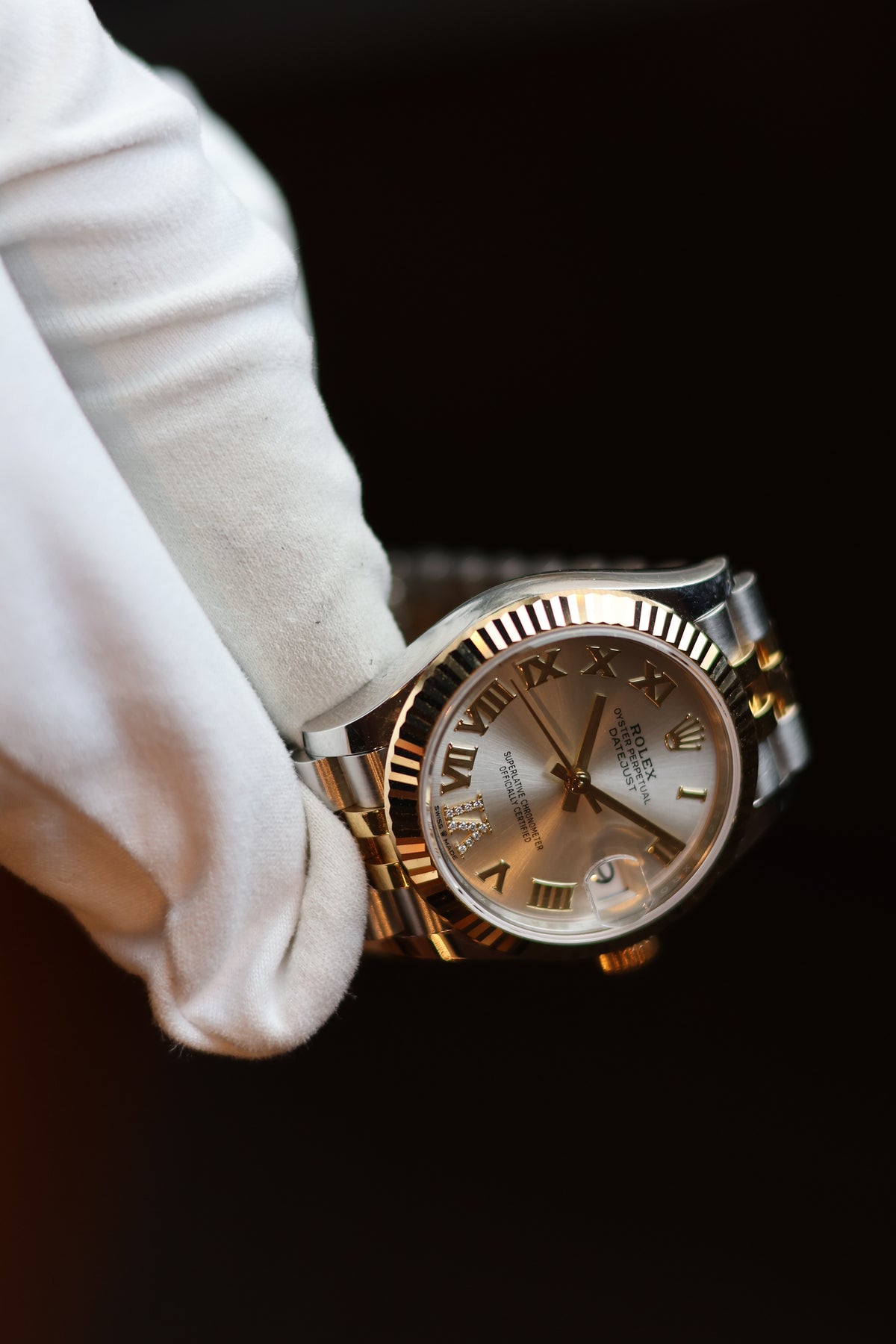 Rolex Datejust 31 Two Tone Yellow Gold Silver Diamond VI Dial Jubilee 278273