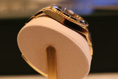 Rolex Submariner Date 41 Yellow Gold Black dial 126618LN