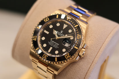Rolex Submariner Date 41 Yellow Gold Black dial 126618LN