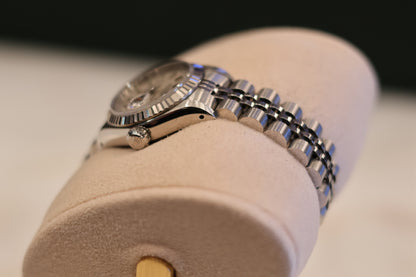 Ladies Rolex Datejust 26mm  Jubilee Silver Dial 69173