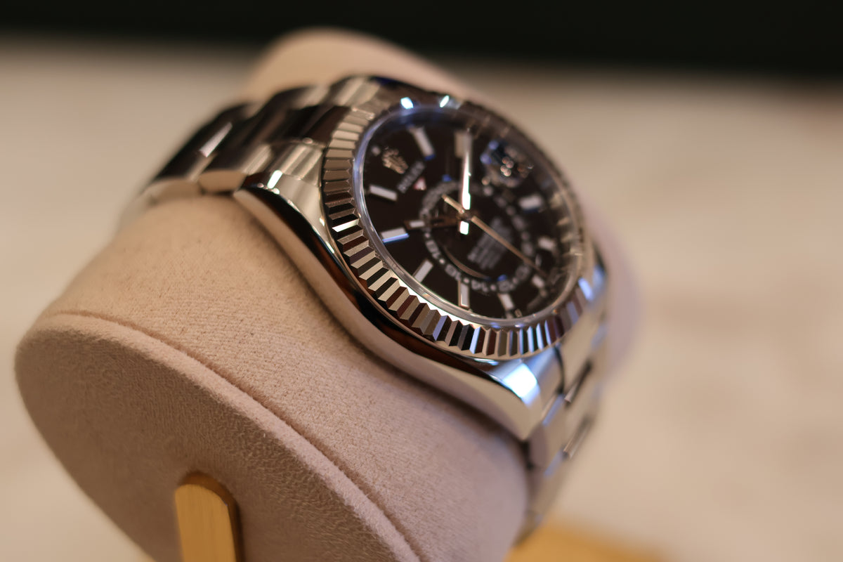 Rolex Sky Dweller Black Dial Oyster 336934 - 2024