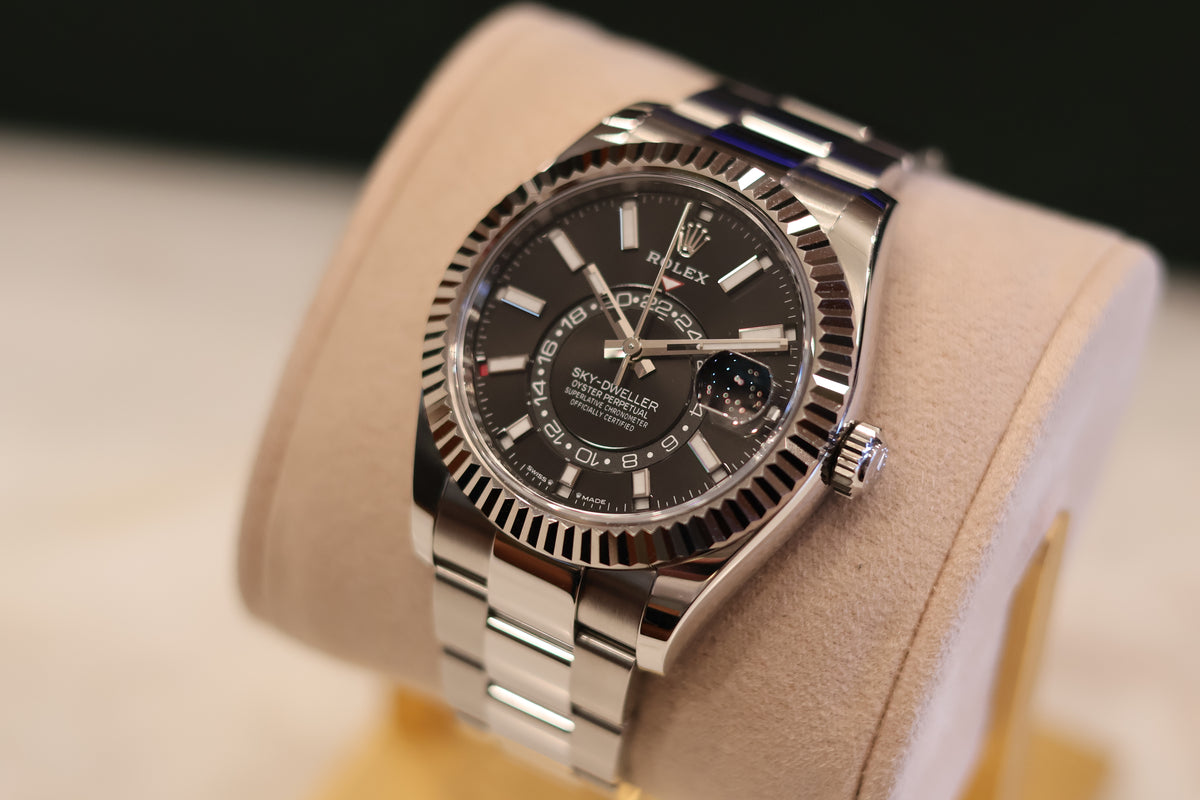 Rolex Sky Dweller Black Dial Oyster 336934 - 2024